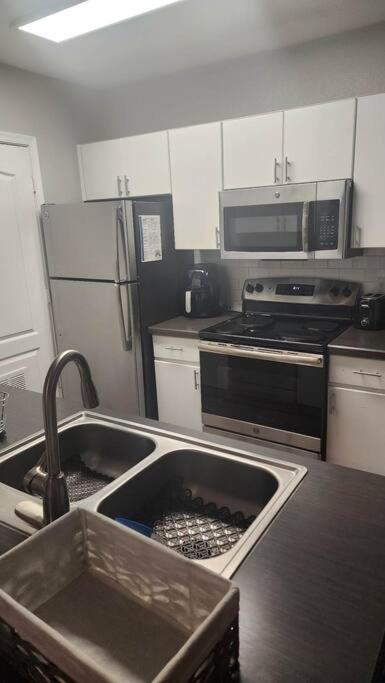 Modern 2Br Oasis! Apartment Phoenix Exterior foto