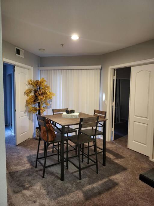 Modern 2Br Oasis! Apartment Phoenix Exterior foto
